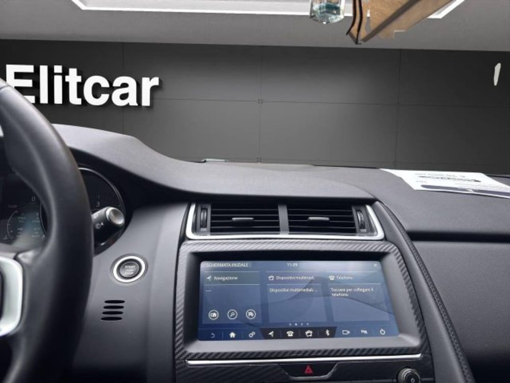 Jaguar E-Pace usata a Novara (10)
