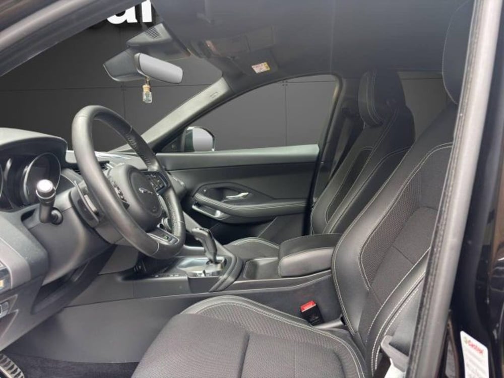 Jaguar E-Pace usata a Novara (8)