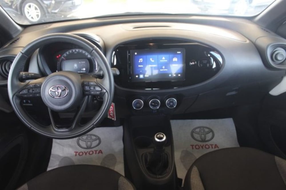 Toyota Aygo X nuova a Roma (9)