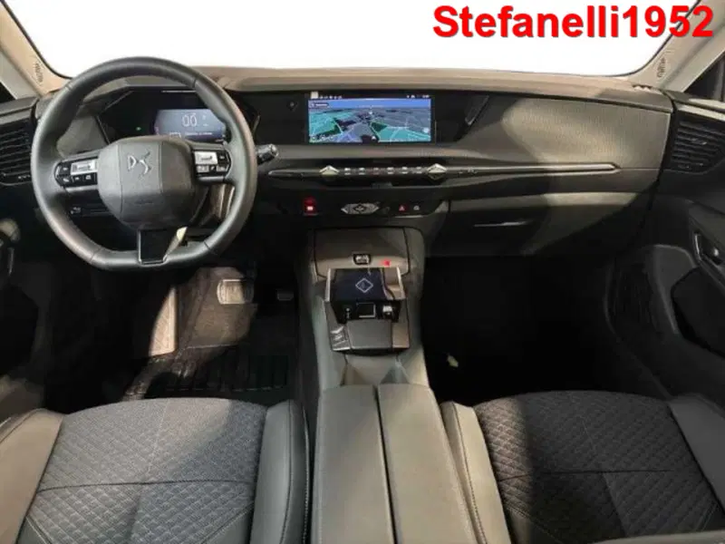 Ds DS 4 nuova a Bologna (13)