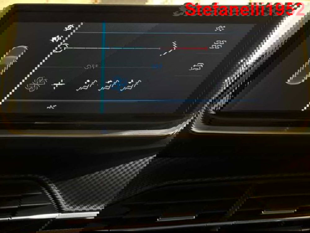 Peugeot 208 nuova a Bologna (12)