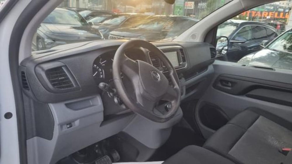 Opel Vivaro Furgone usata a Savona (13)