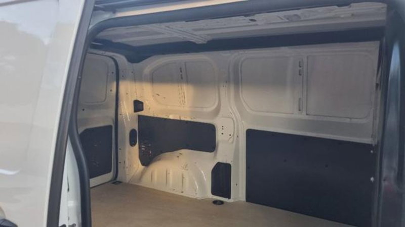 Opel Vivaro Furgone usata a Savona (16)