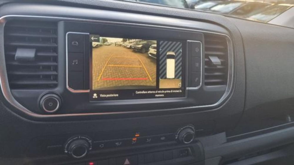 Opel Vivaro Furgone usata a Savona (9)