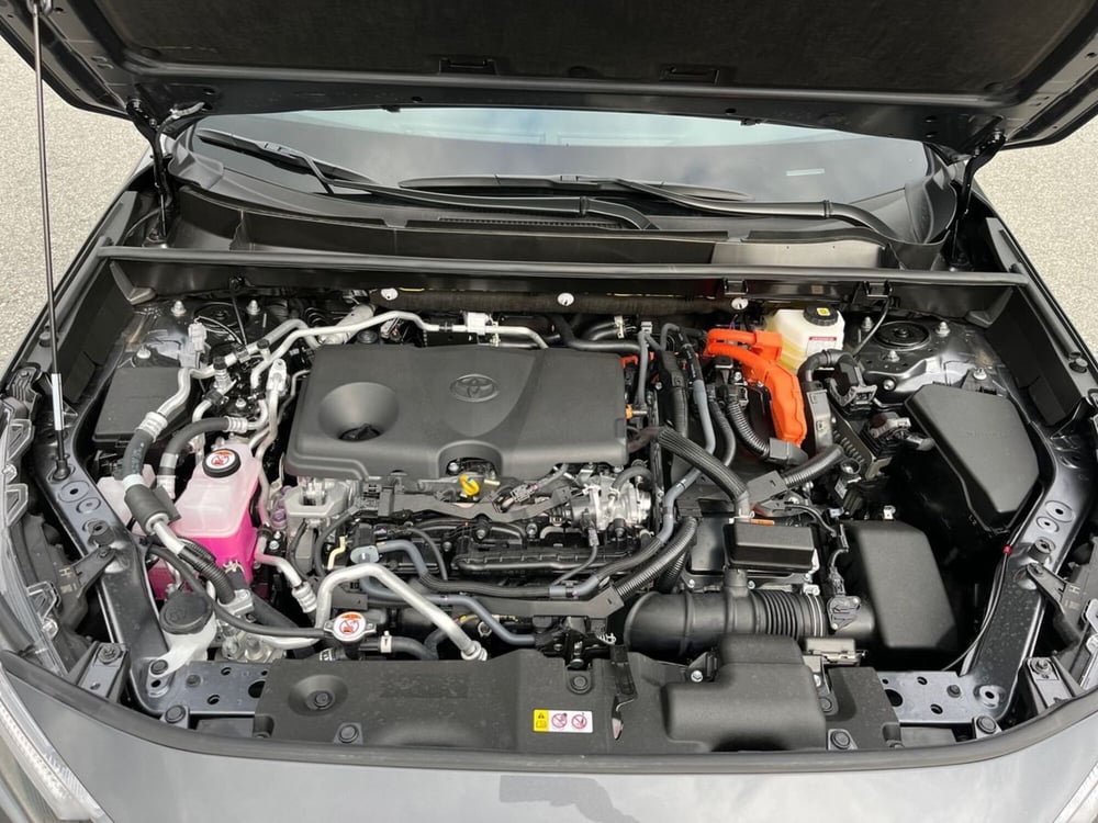 Toyota Rav4 nuova a Lecco (17)