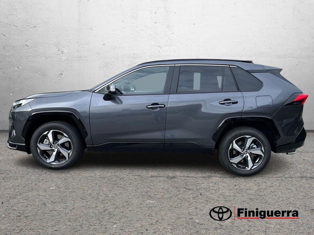 Toyota Rav4 nuova a Lecco (6)