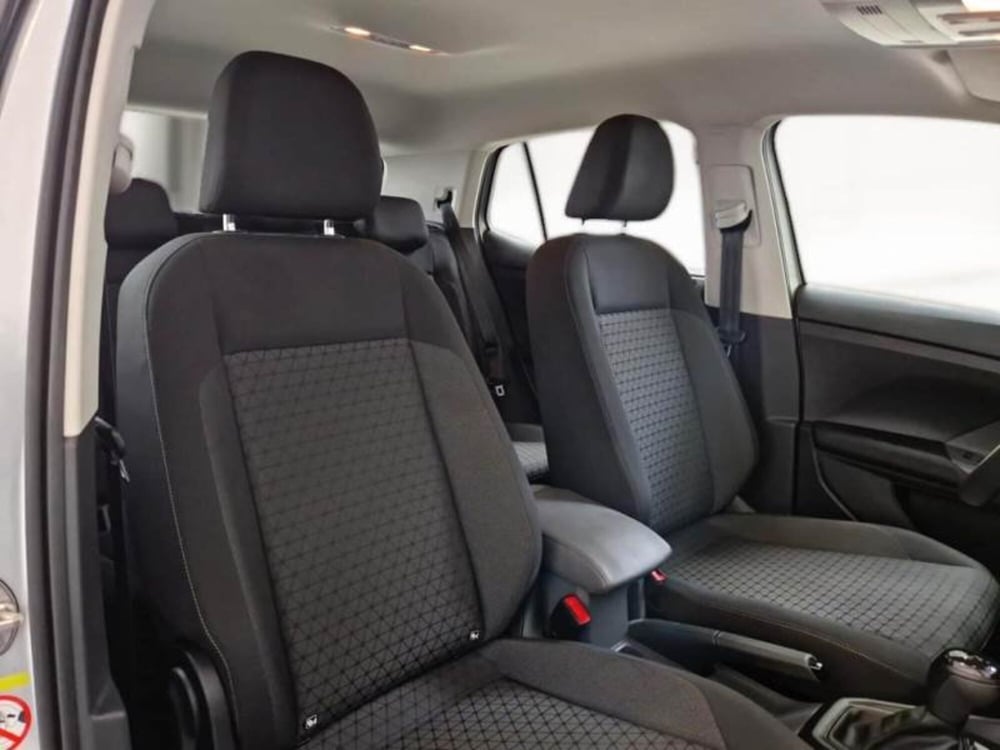 Volkswagen T-Cross usata a Salerno (12)
