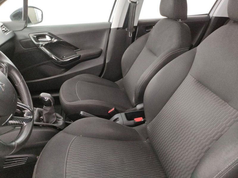 Peugeot 208 usata a Caserta (17)