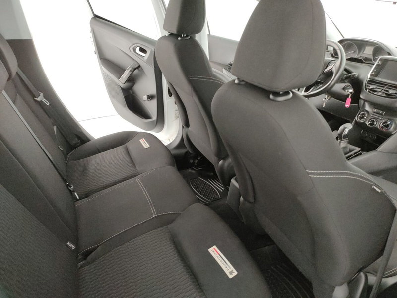 Peugeot 208 usata a Caserta (9)