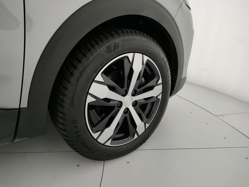 Peugeot 3008 usata a Caserta (12)