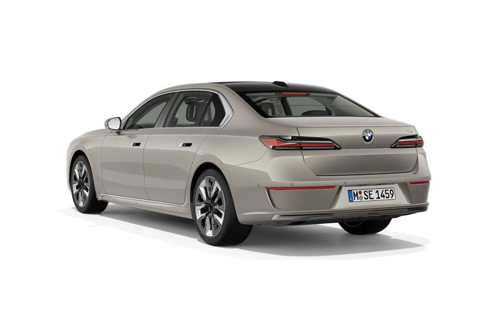 BMW Serie 7 nuova a Torino (3)