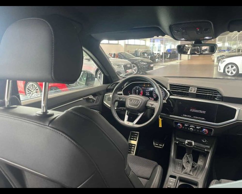 Audi Q3 Sportback usata a Bologna (12)