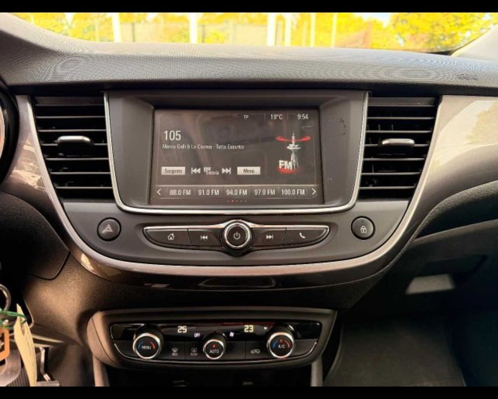 Opel Crossland X usata a Bologna (7)