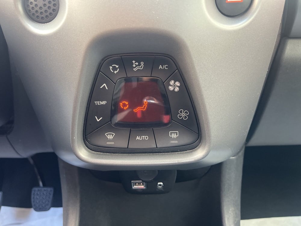 Toyota Aygo usata a Agrigento (14)