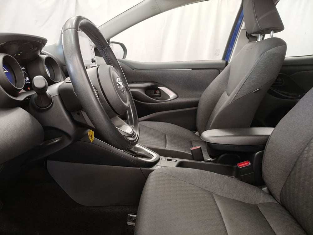 Toyota Yaris usata a Roma (14)