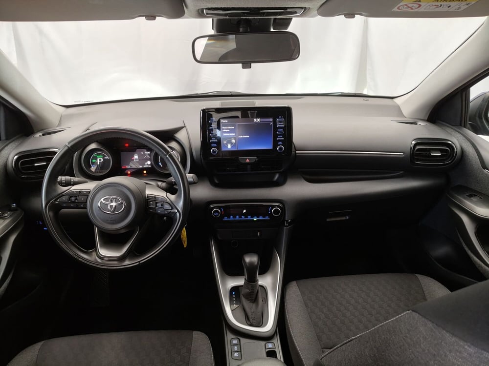Toyota Yaris usata a Roma (9)