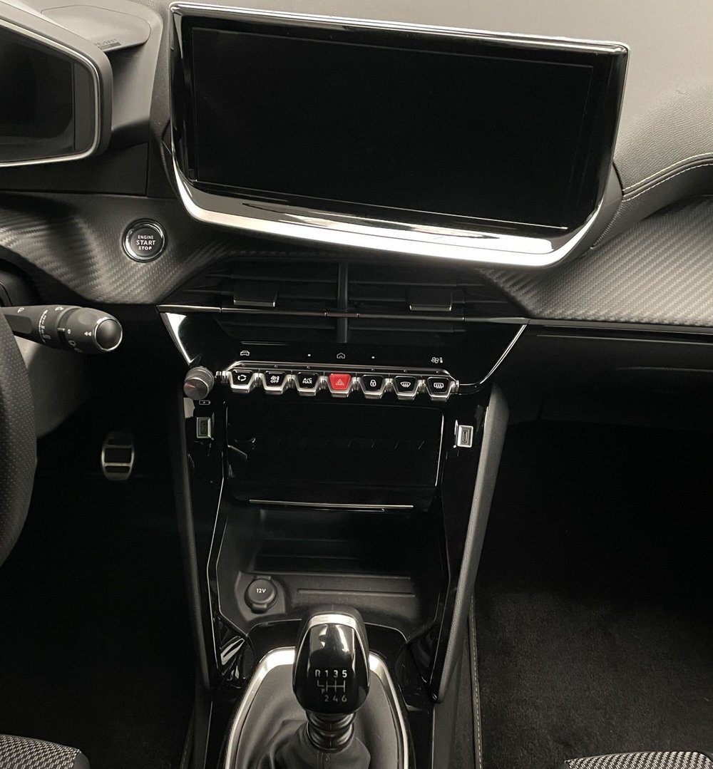 Peugeot 208 usata a Novara (13)