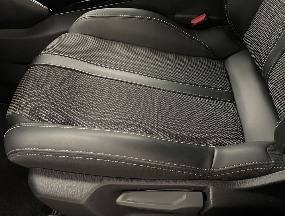 Peugeot 208 usata a Novara (17)