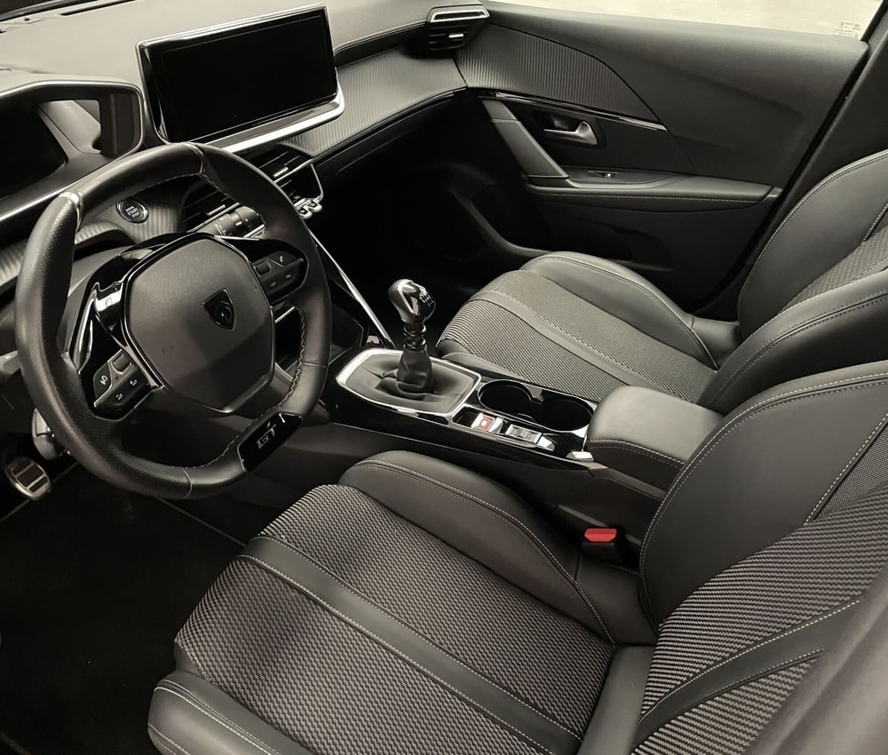 Peugeot 208 usata a Novara (7)