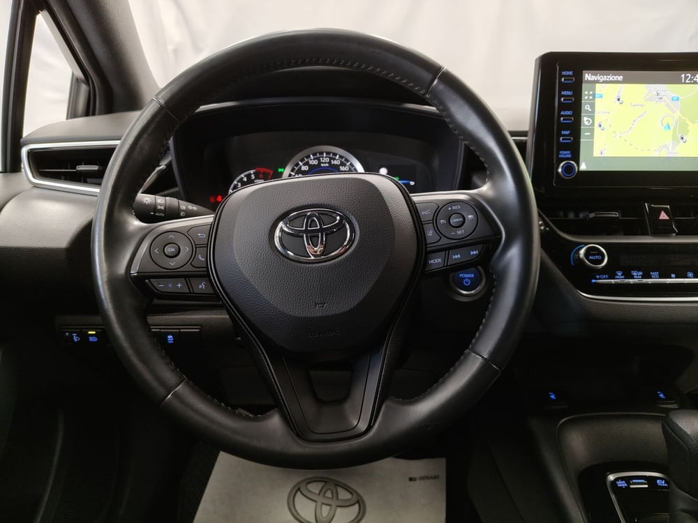 Toyota Corolla Touring Sports usata a Roma (11)