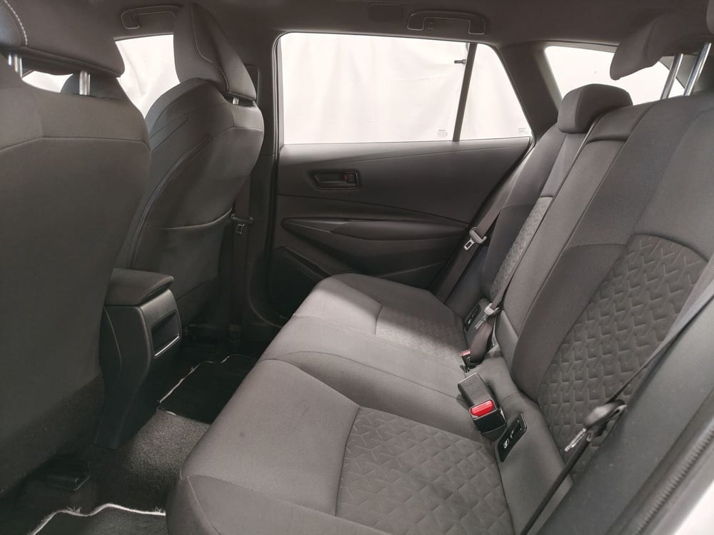 Toyota Corolla Touring Sports usata a Roma (16)