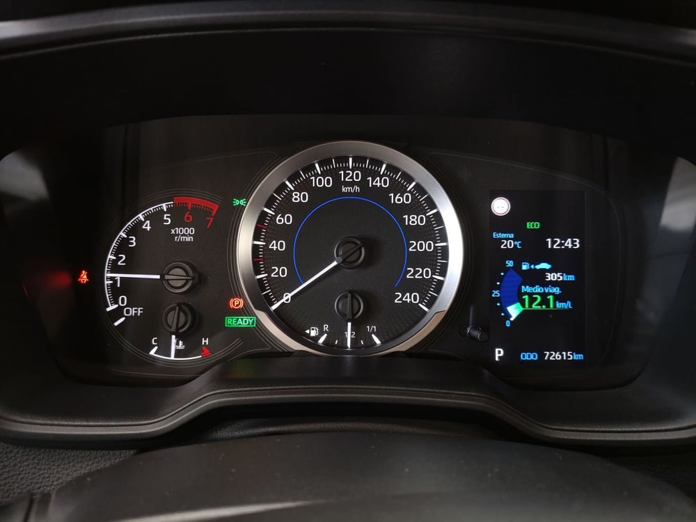 Toyota Corolla Touring Sports usata a Roma (17)