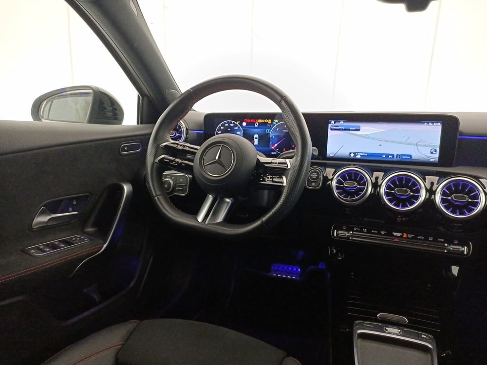 Mercedes-Benz Classe A usata a Bari (9)