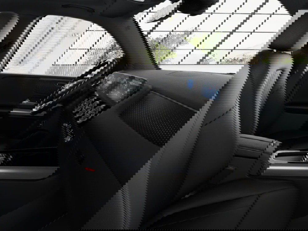 Mercedes-Benz Classe B nuova a Rimini (11)