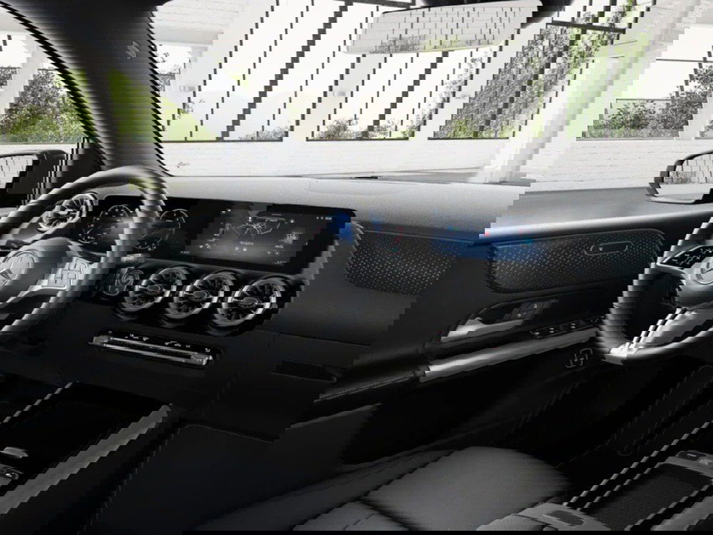 Mercedes-Benz Classe B nuova a Rimini (12)