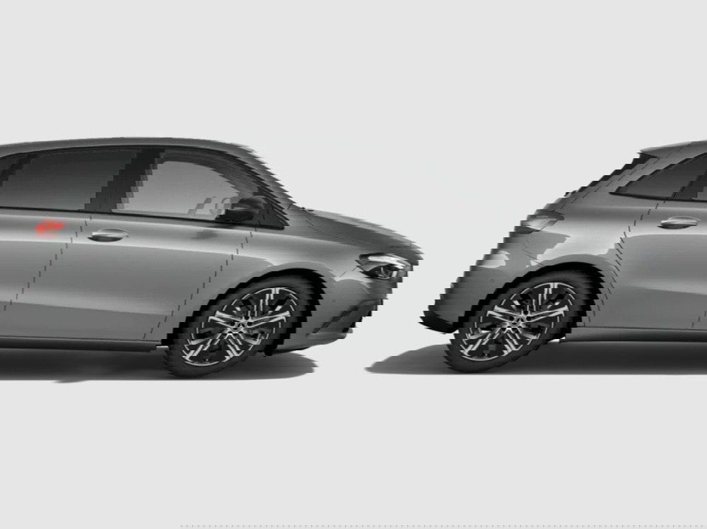 Mercedes-Benz Classe B nuova a Rimini (6)