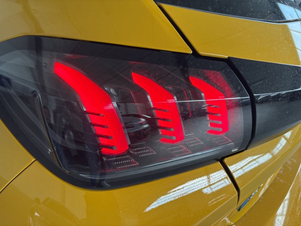 Peugeot 208 usata a Firenze (10)