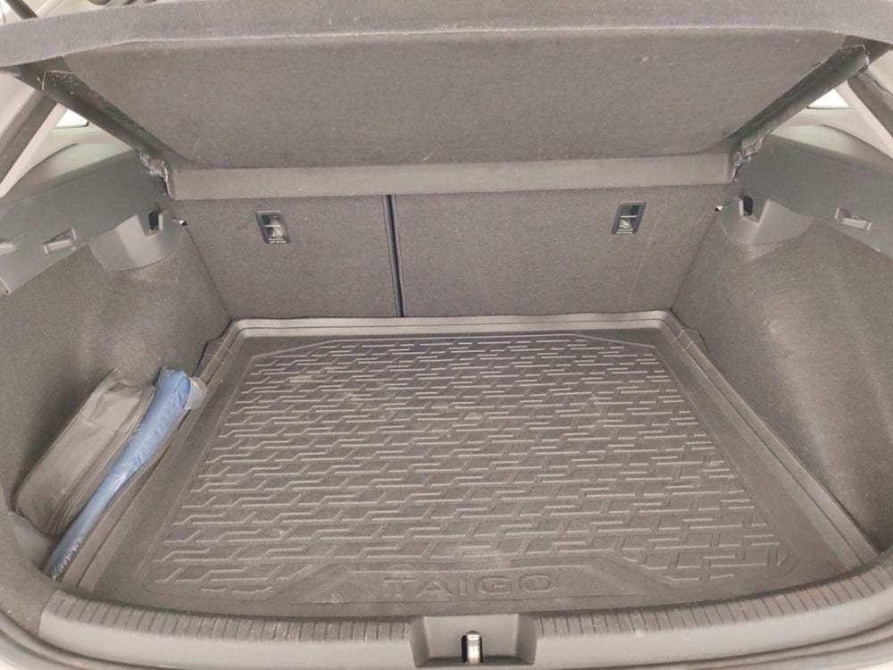 Volkswagen Taigo usata a Massa-Carrara (16)