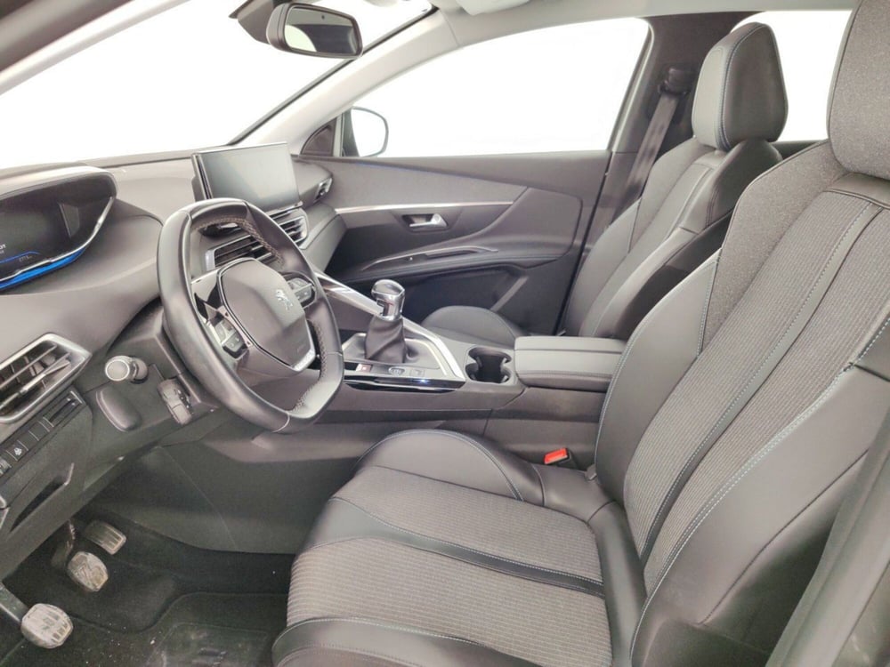 Peugeot 3008 usata a Massa-Carrara (7)