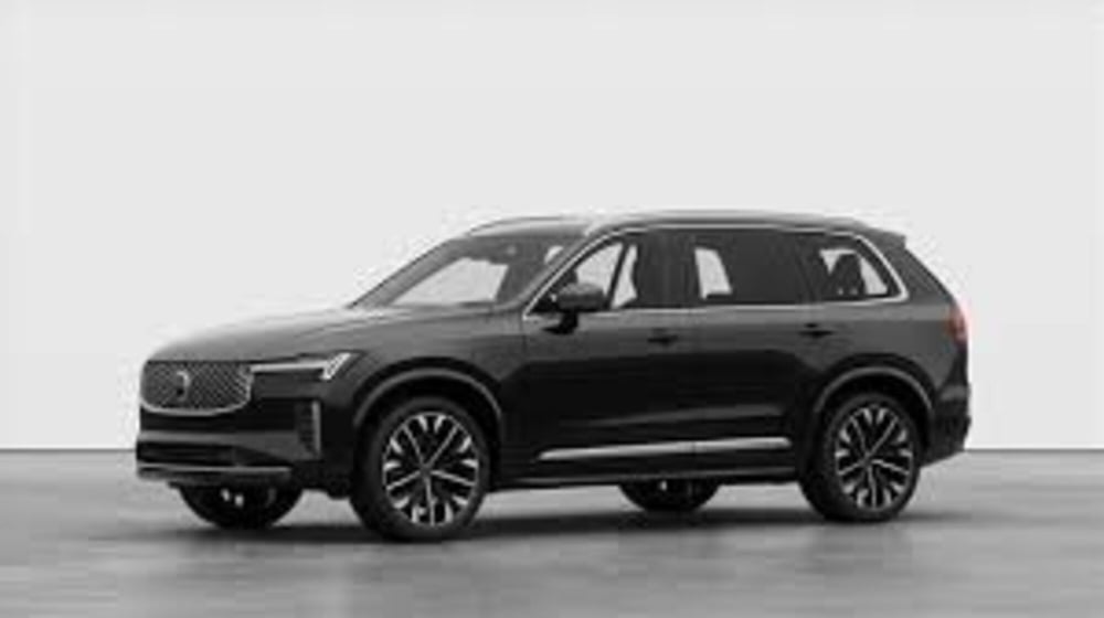 Volvo XC90 nuova a Prato