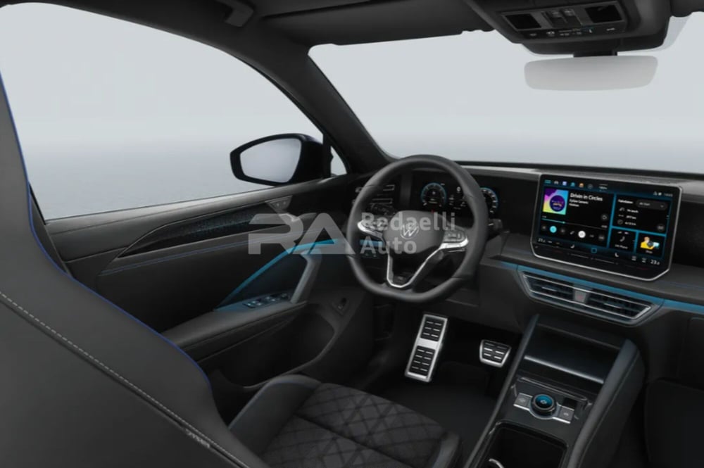 Volkswagen Tiguan nuova a Lecco (6)