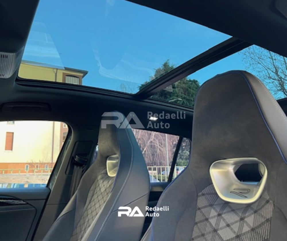 Volkswagen Tiguan nuova a Lecco (6)