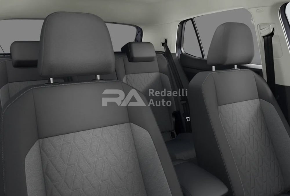 Volkswagen T-Cross nuova a Lecco (7)