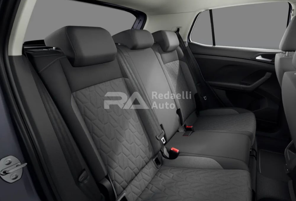 Volkswagen T-Cross nuova a Lecco (8)