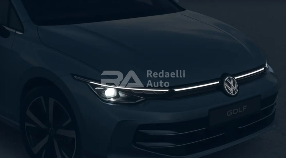 Volkswagen Golf nuova a Lecco (4)