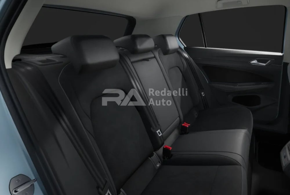 Volkswagen Golf nuova a Lecco (8)