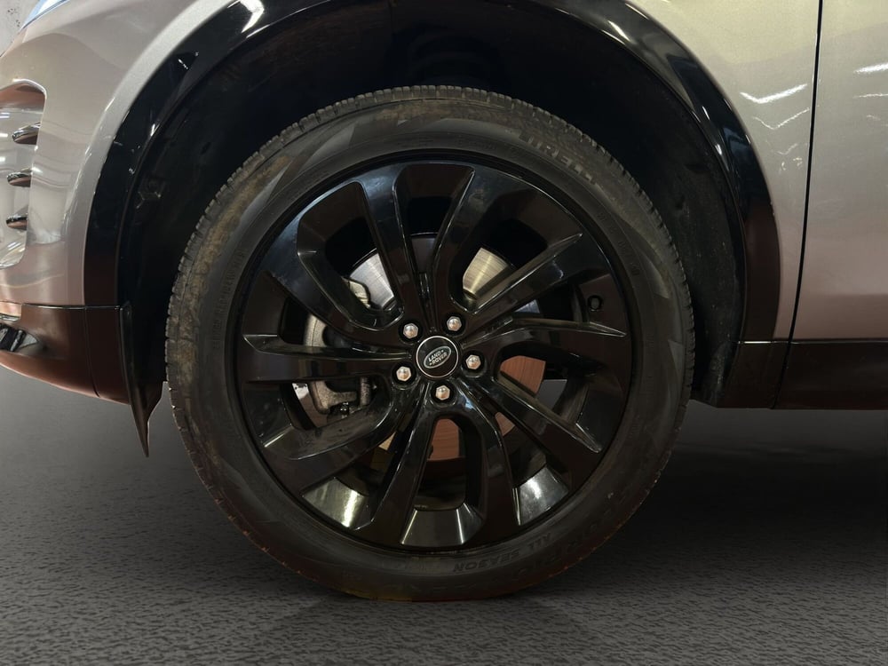 Land Rover Discovery Sport usata a Milano (9)