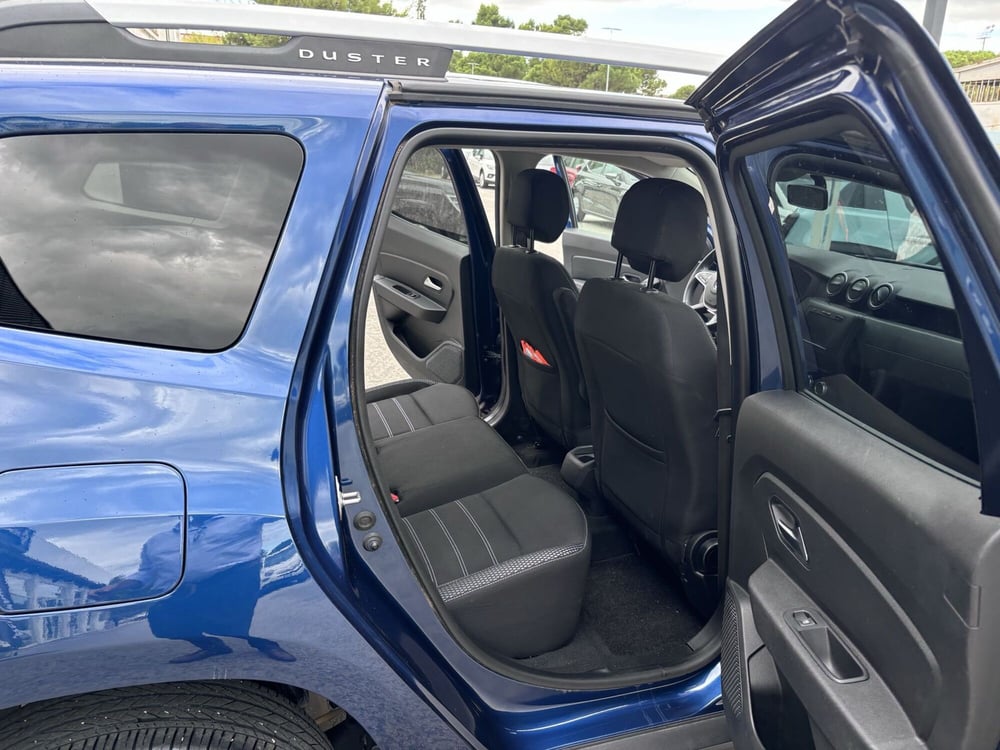 Dacia Duster usata a Ancona (12)