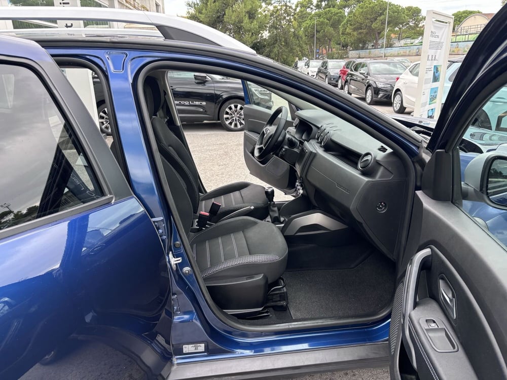 Dacia Duster usata a Ancona (13)