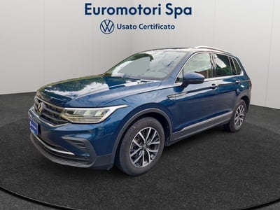 Volkswagen Tiguan 1.5 TSI ACT Life del 2022 usata a Monteriggioni