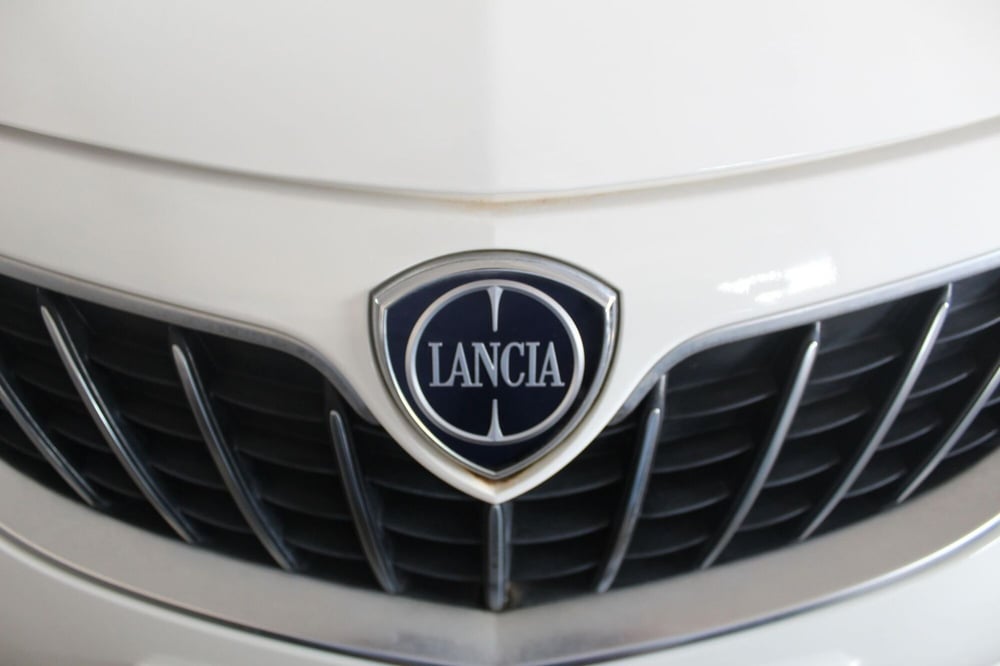 Lancia Ypsilon usata a Terni (20)