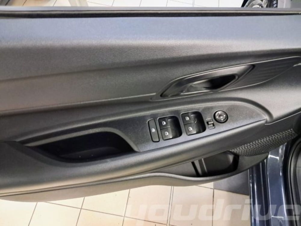 Hyundai i20 usata a Napoli (15)