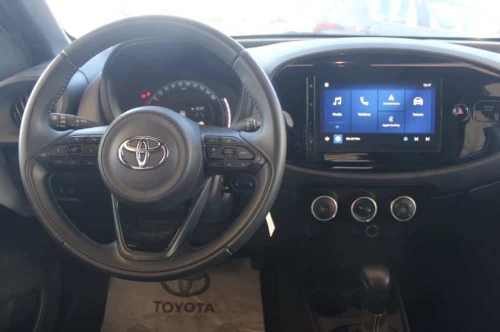 Toyota Aygo X nuova a Roma (10)