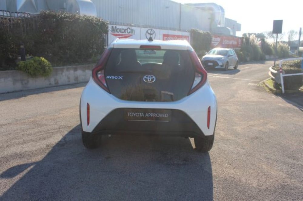 Toyota Aygo X nuova a Roma (4)