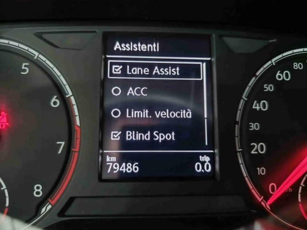 Volkswagen T-Cross usata a Catania (15)