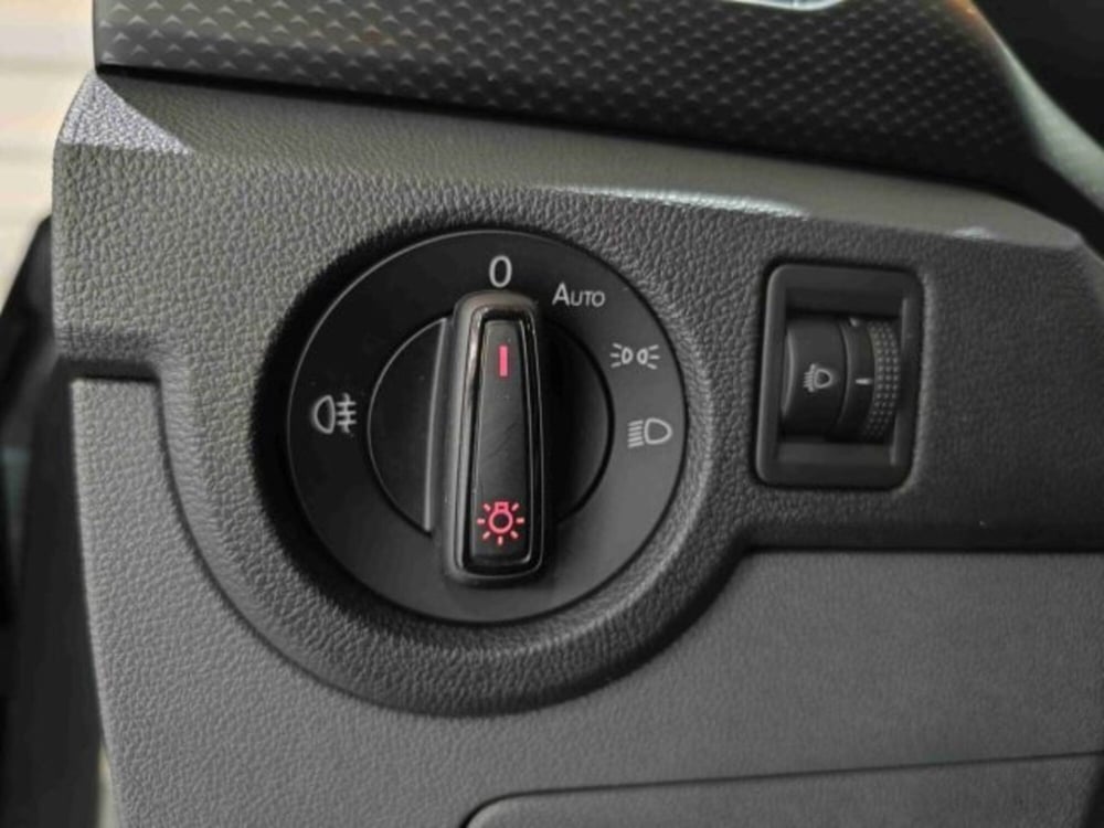 Volkswagen T-Cross usata a Catania (19)